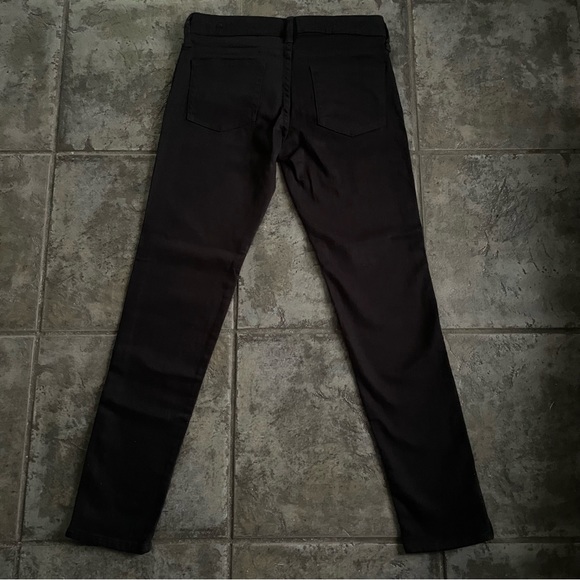 Uniqlo Women’s Black Jeans . Size 26 inch . New . Stylish - Picture 2 of 5